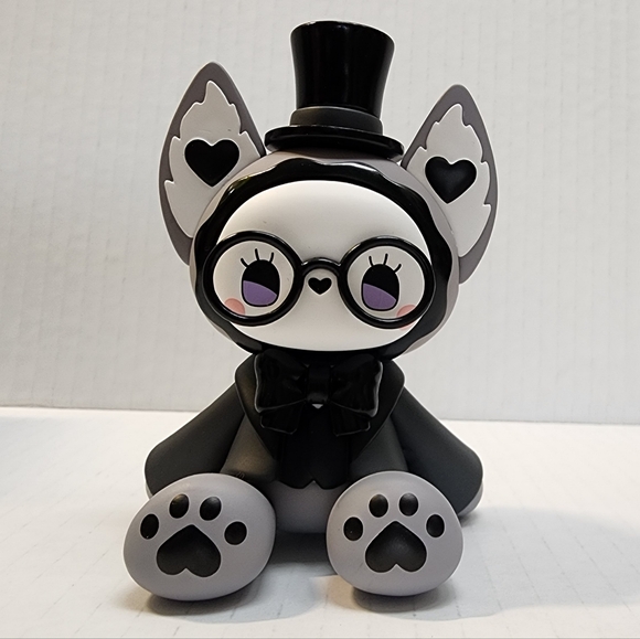 EMMA'S WEDDING BRIDEGROOM WOLF - Picture 2 of 5